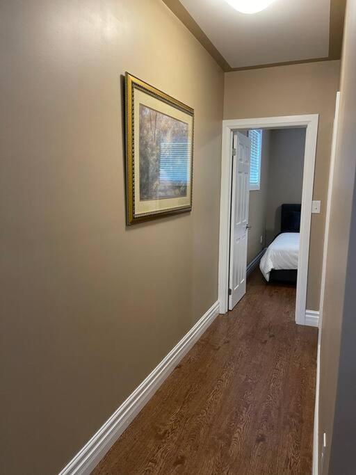 Cozy 2 Bedroom Home In Chatham - Left Side ภายนอก รูปภาพ